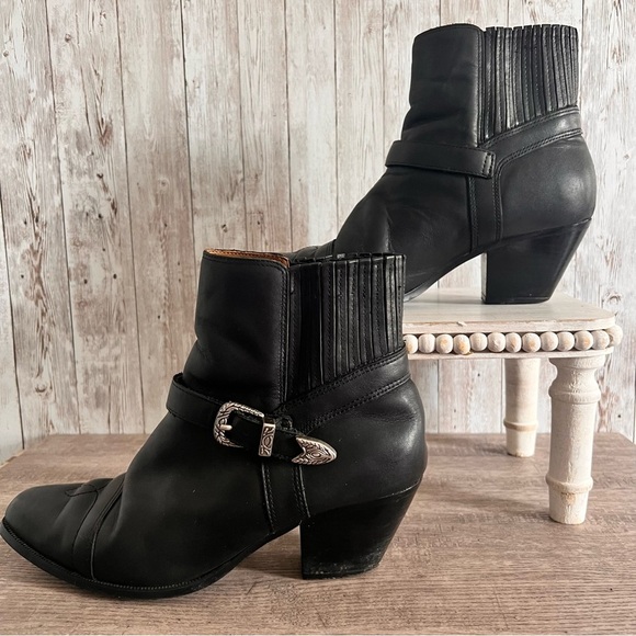 Dingo Women’s Western Leather Ankle Boots Buckle Size 8.5 - Picture 1 of 7